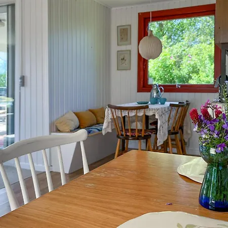 3 Bedroom Gorgeous In Σπίτι διακοπών *