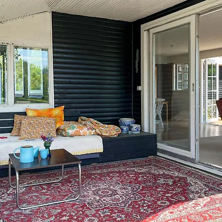 3 Bedroom Gorgeous In Holiday home Vinderup
